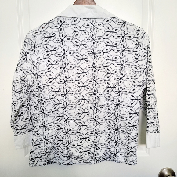 Isabela D. Black and White Butterfly Seen Eyelet Pattern Cotton Buttons Shirt 6 - Picture 4 of 8